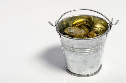 The economy in 2023 in Greece, Europe and the world – Manos Matsaganis