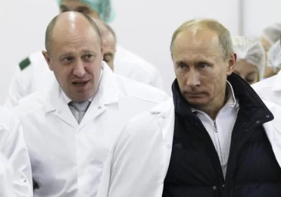 “If Putin is overthrown, it won’t be the result of democratic processes” – Loukas Tsoukalis