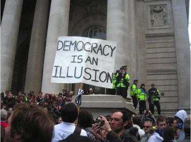 Threats and dangers to modern democracies – Triandafyllos Karatrantos