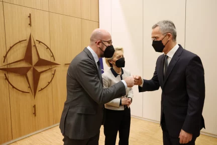 The new cold war – Dimitris Kourkoulas
