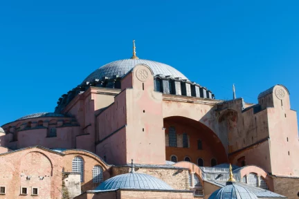 A paradoxical tale: reading the transformation of Erdoğan’s Turkey through the lens of religion – Ahmet Erdi Öztürk