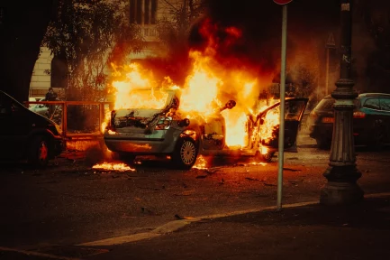 Anger and grievances without ideological content – Triandafyllos Karatrantos