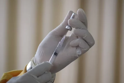 Shadows, vaccines and contrast agents – by Antonis Trifyllis