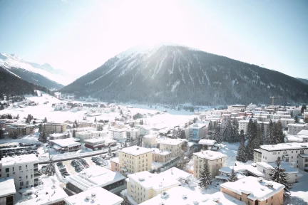 Davos: the zero sum world – Panayiotis Ioakimidis