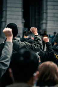 Polarization as a result of crises and the rise of radicalization leading to violent extremism in Western societies