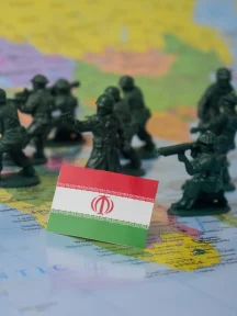 When military AI makes life-or-death decisions