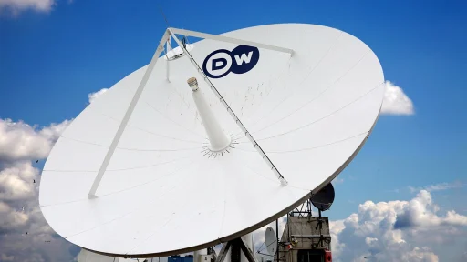 Battle to save Deutsche Welle reaches political level