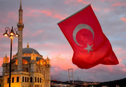 Turkey in the Grip of War